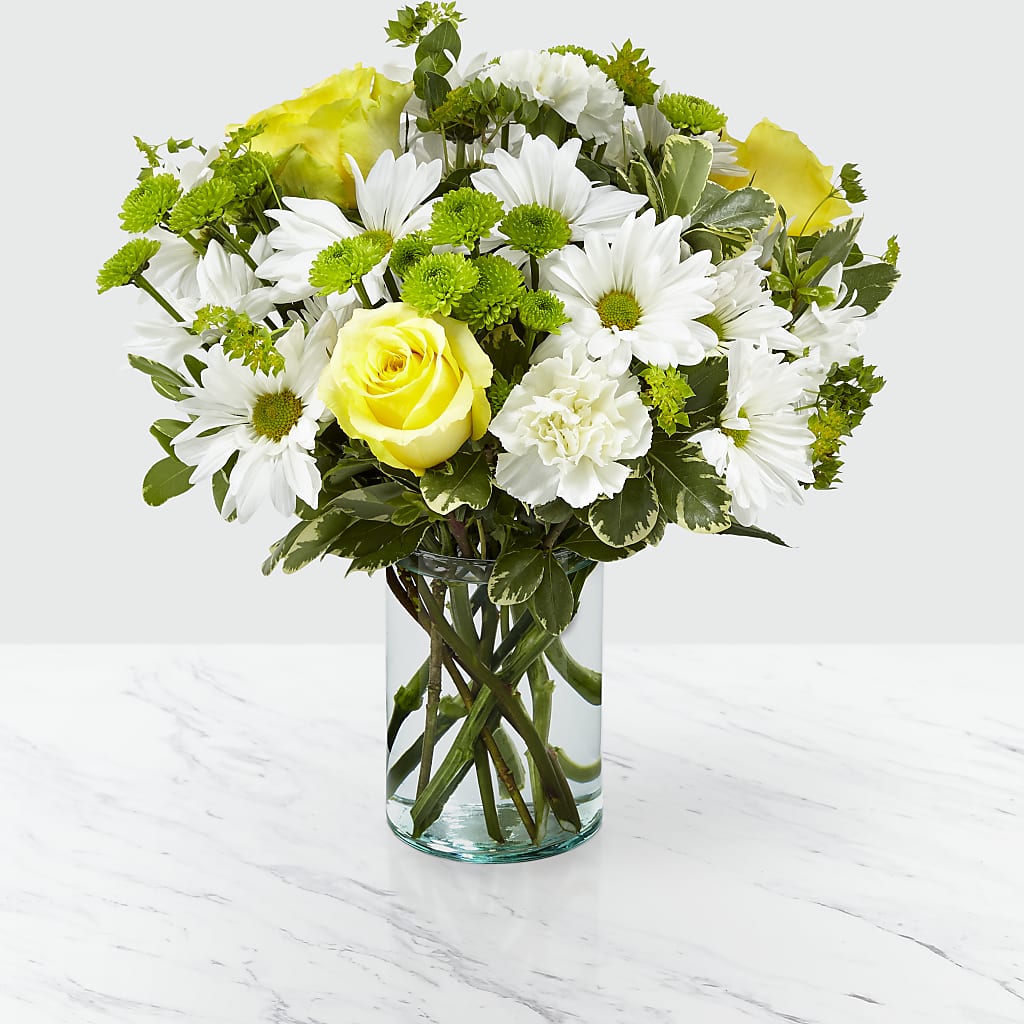 Happy Day Bouquet – YOUNG'S GREENHOUSE & FLOWER SHOP, Fort Wayne IN