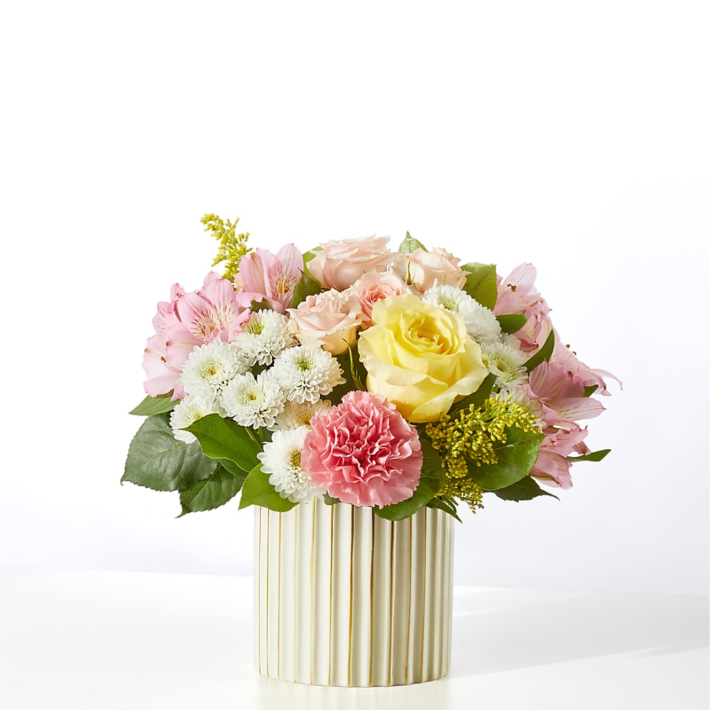 Watercolors Bouquet – YOUNG'S GREENHOUSE & FLOWER SHOP, Fort Wayne IN