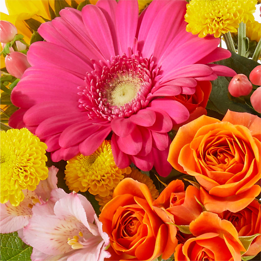 Florist Original Mixed Bouquet – YOUNG'S GREENHOUSE & FLOWER SHOP, Fort Wayne IN