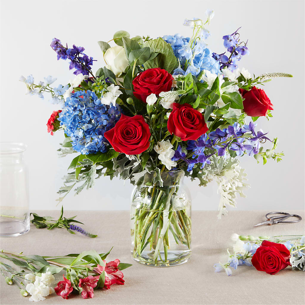 Star Spangled - A Florist Original – YOUNG'S GREENHOUSE & FLOWER SHOP, Fort Wayne IN