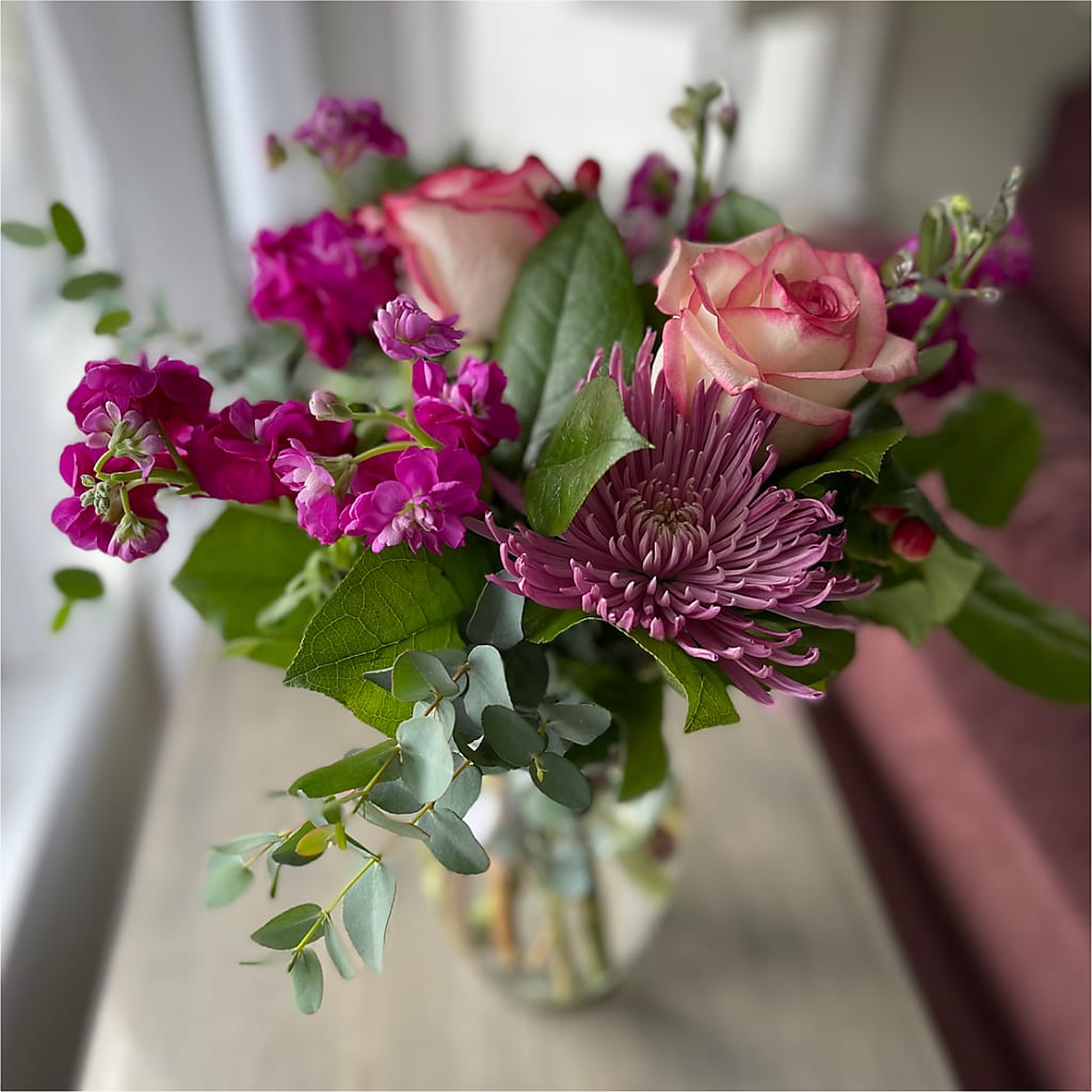 Sunday Morning Bouquet – YOUNG'S GREENHOUSE & FLOWER SHOP, Fort Wayne IN