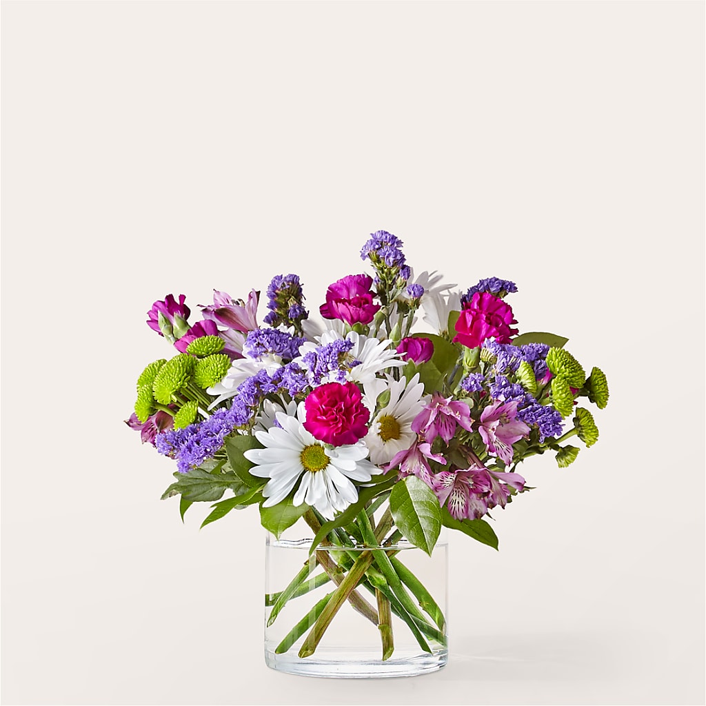 Wild Berry Bouquet – YOUNG'S GREENHOUSE & FLOWER SHOP, Fort Wayne IN