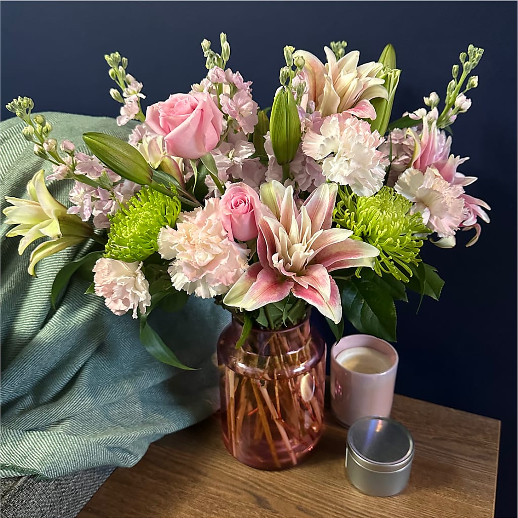 Pretty in Pink Bouquet – YOUNG'S GREENHOUSE & FLOWER SHOP, Fort Wayne IN