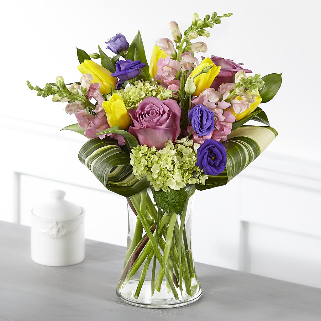 Wondrous Memories Bouquet – YOUNG'S GREENHOUSE & FLOWER SHOP, Fort Wayne IN
