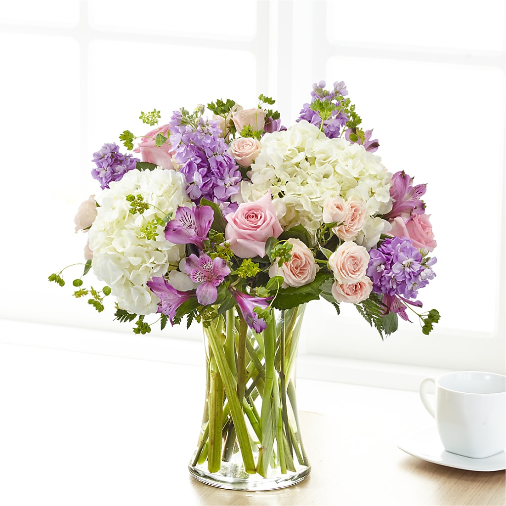 Shared Sentiment Bouquet – YOUNG'S GREENHOUSE & FLOWER SHOP, Fort Wayne IN
