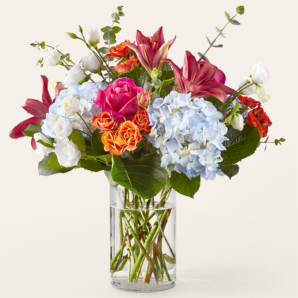 Awestruck Luxury Bouquet – YOUNG'S GREENHOUSE & FLOWER SHOP, Fort Wayne IN