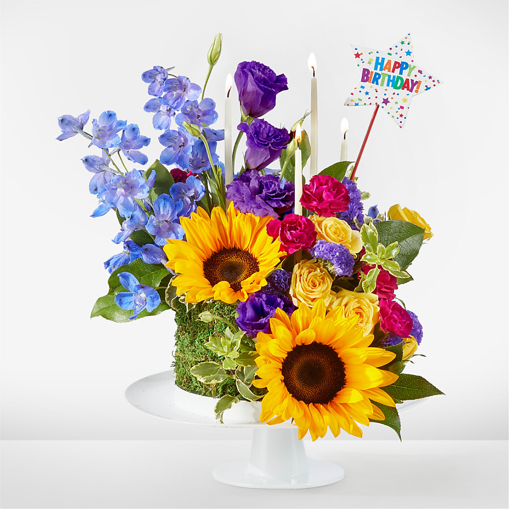 Star of the Day Floral Cake – YOUNG'S GREENHOUSE & FLOWER SHOP, Fort Wayne IN