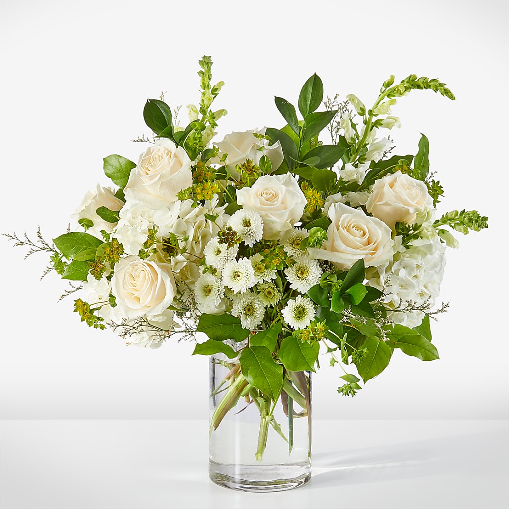 Hint of Vanilla Bouquet – YOUNG'S GREENHOUSE & FLOWER SHOP, Fort Wayne IN