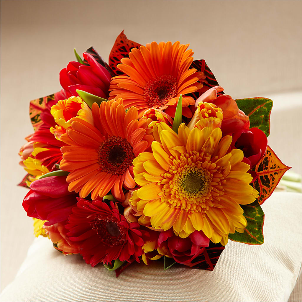 Sunglow Bouquet – YOUNG'S GREENHOUSE & FLOWER SHOP, Fort Wayne IN