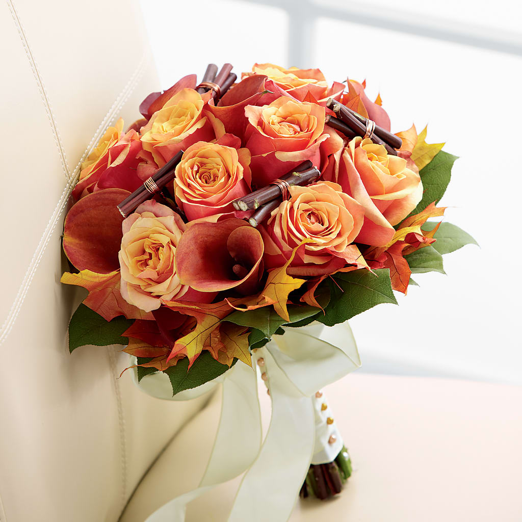 Love Everlasting Bouquet – YOUNG'S GREENHOUSE & FLOWER SHOP, Fort Wayne IN