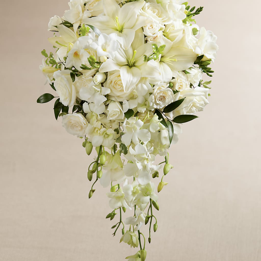 White Wonders Bouquet – YOUNG'S GREENHOUSE & FLOWER SHOP, Fort Wayne IN