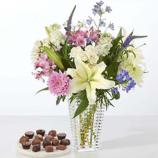 Winter Celebration Bouquet – YOUNG'S GREENHOUSE & FLOWER SHOP, Fort Wayne IN