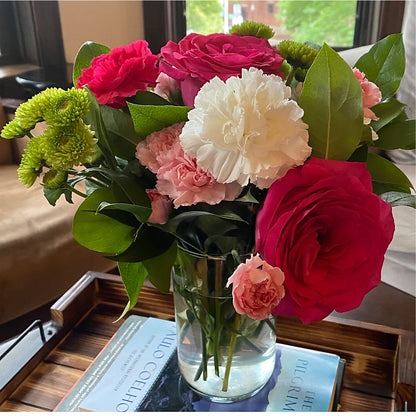 Sweet & Pretty Bouquet – YOUNG'S GREENHOUSE & FLOWER SHOP, Fort Wayne IN