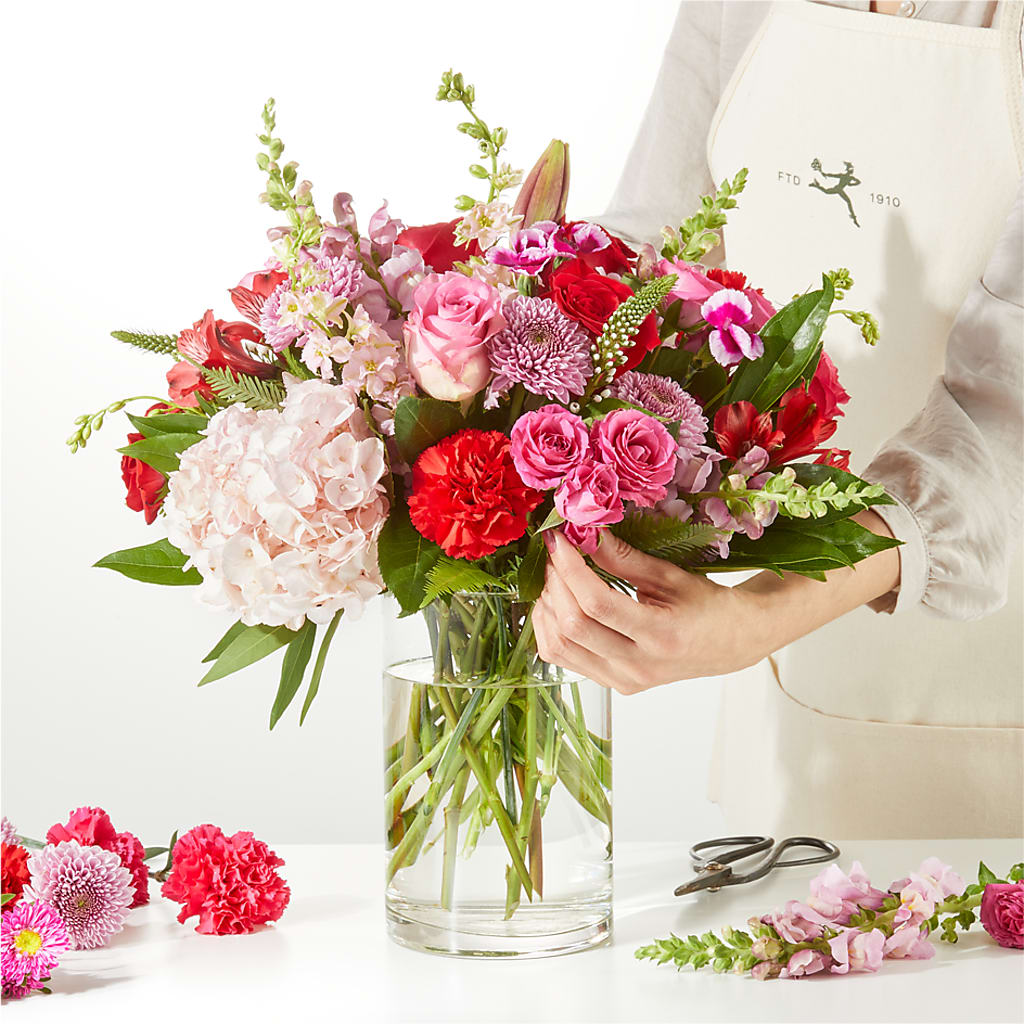 Swooning Over You - A Luxury Florist Original – YOUNG'S GREENHOUSE & FLOWER SHOP, Fort Wayne IN