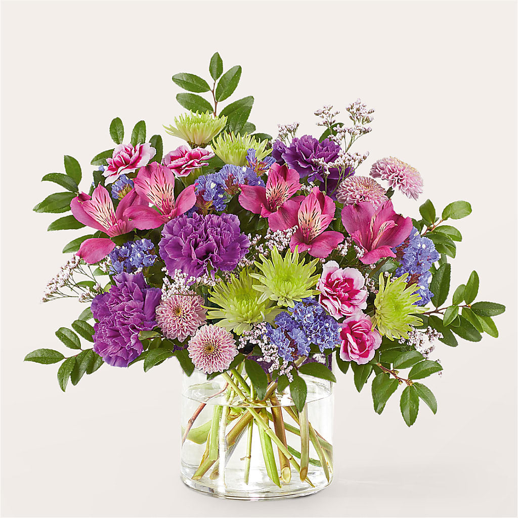 Glass Half Full Bouquet – YOUNG'S GREENHOUSE & FLOWER SHOP, Fort Wayne IN