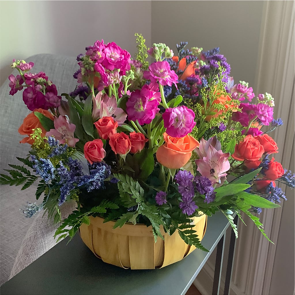 Garden of Life Basket – YOUNG'S GREENHOUSE & FLOWER SHOP, Fort Wayne IN