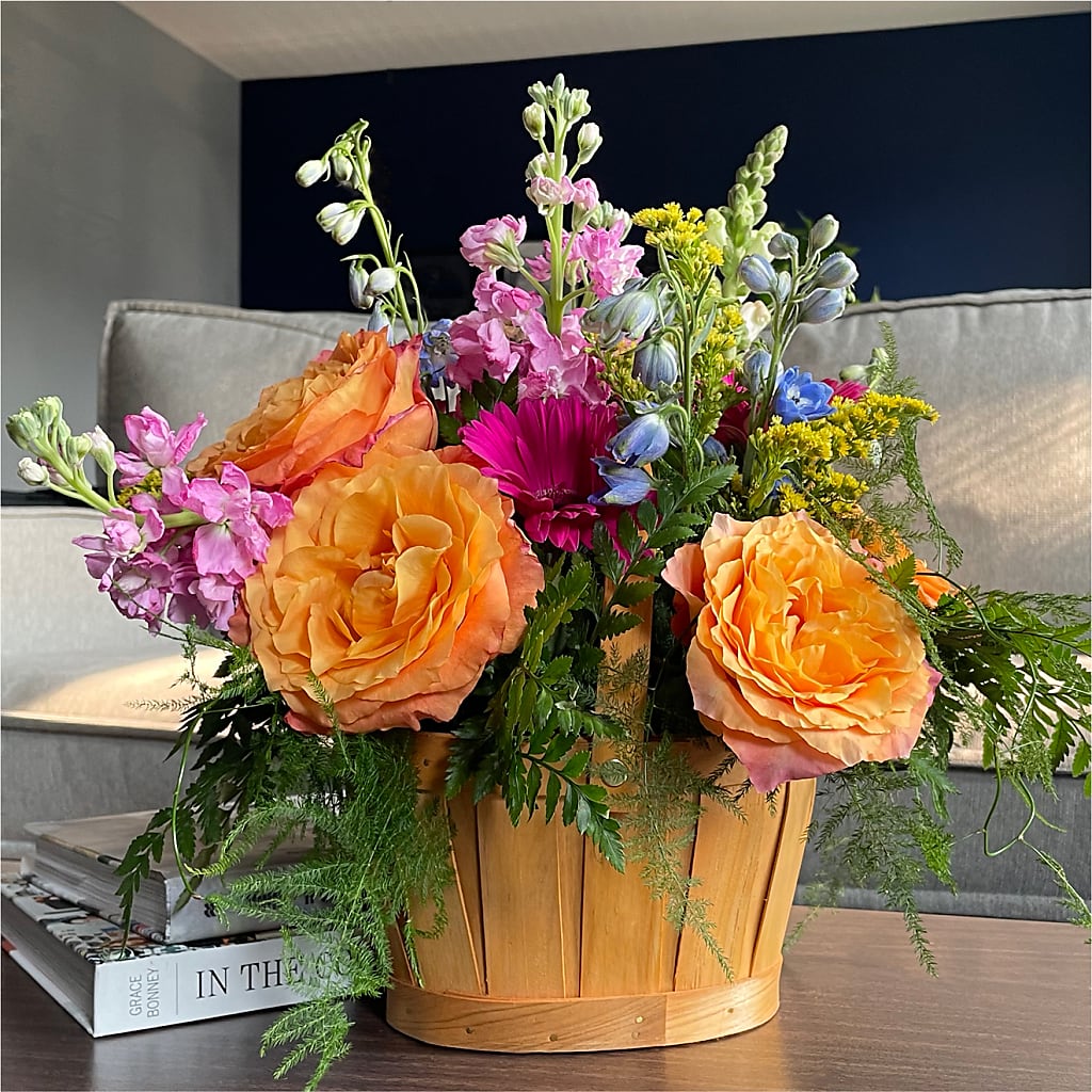 Garden of Life Basket – YOUNG'S GREENHOUSE & FLOWER SHOP, Fort Wayne IN