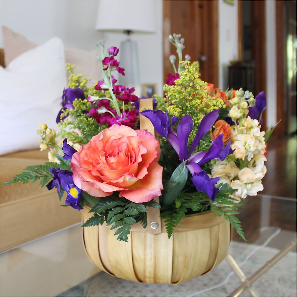 Garden of Life Basket – YOUNG'S GREENHOUSE & FLOWER SHOP, Fort Wayne IN