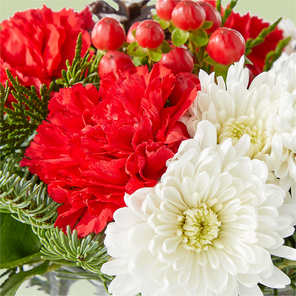 Snow Angel Bouquet – YOUNG'S GREENHOUSE & FLOWER SHOP, Fort Wayne IN