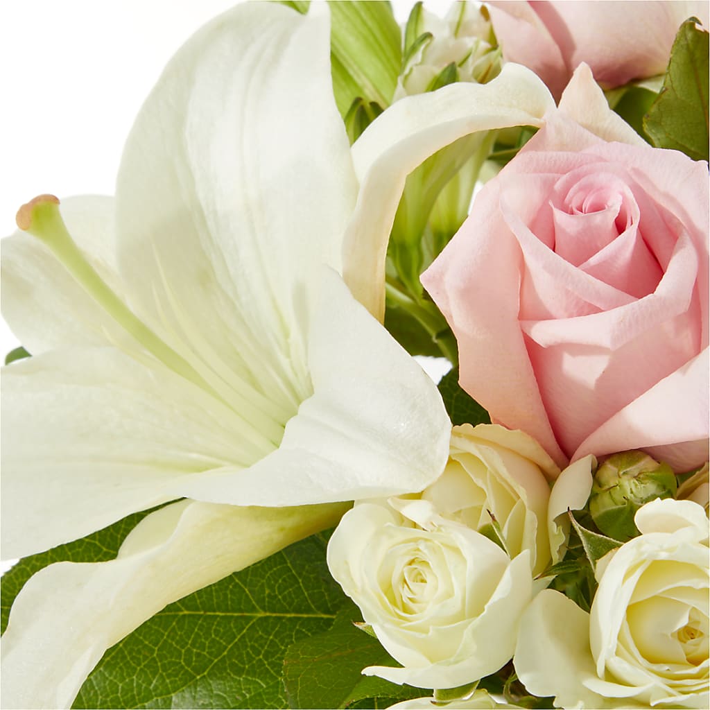 Kindhearted Bouquet – YOUNG'S GREENHOUSE & FLOWER SHOP, Fort Wayne IN