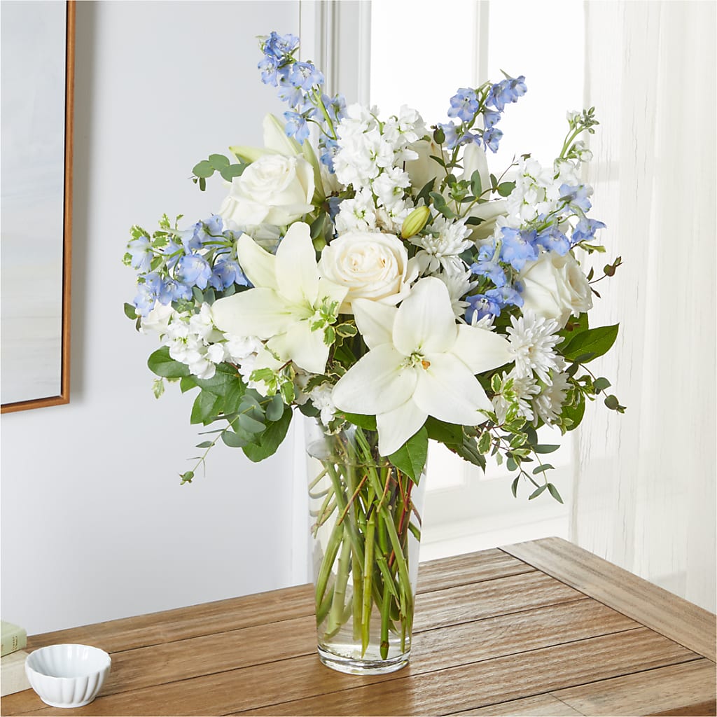 Peace of Mind Bouquet – YOUNG'S GREENHOUSE & FLOWER SHOP, Fort Wayne IN