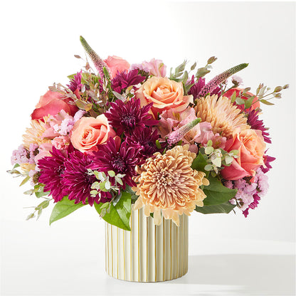 Berry Cobbler Bouquet with Ivory Vase – YOUNG'S GREENHOUSE & FLOWER SHOP, Fort Wayne IN