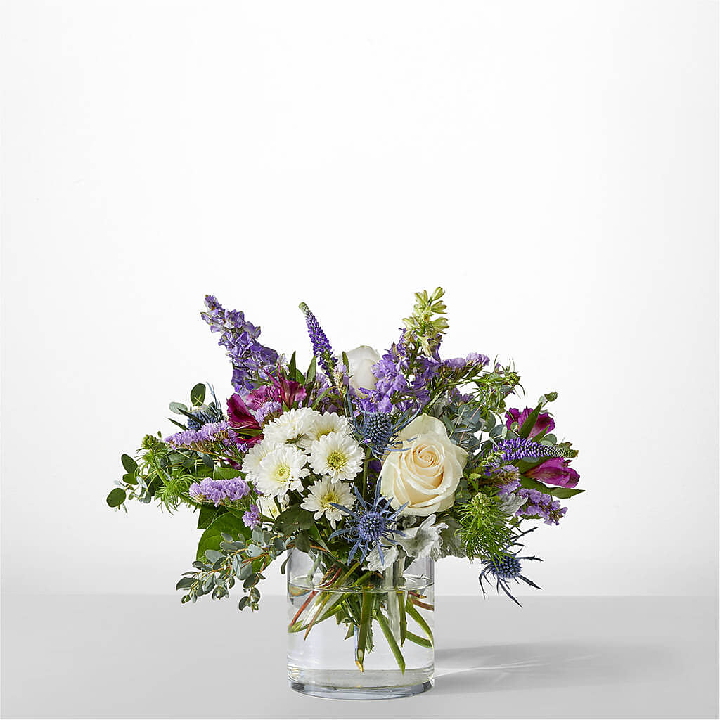 Shooting Star Bouquet – YOUNG'S GREENHOUSE & FLOWER SHOP, Fort Wayne IN