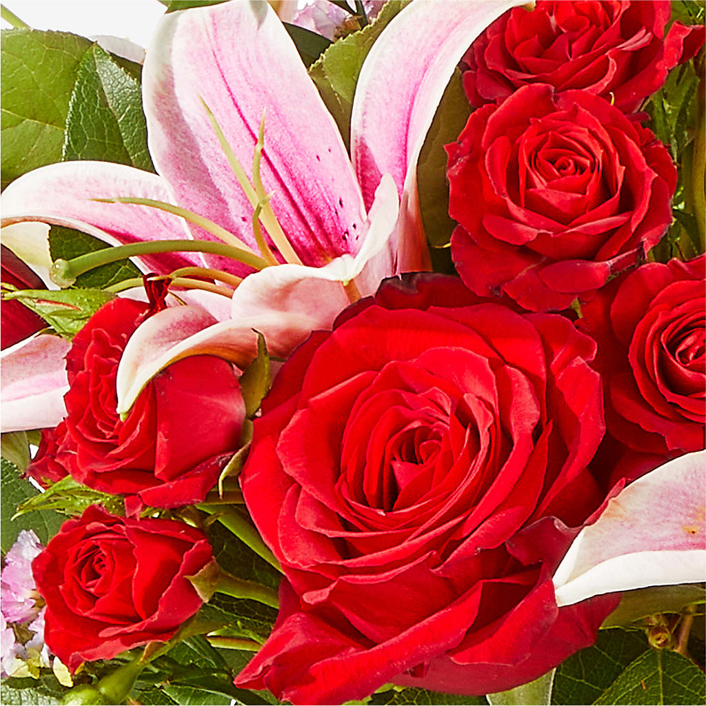 Hopeless Romantic Bouquet – YOUNG'S GREENHOUSE & FLOWER SHOP, Fort Wayne IN