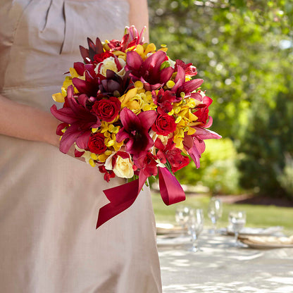 Sunningdale Bouquet – YOUNG'S GREENHOUSE & FLOWER SHOP, Fort Wayne IN