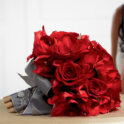 Heart's Happiness Bouquet – YOUNG'S GREENHOUSE & FLOWER SHOP, Fort Wayne IN